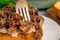 Open Faced Roast Beef Manhattan Sandwich with Gravy