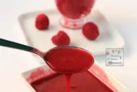 2-Ingredient Raspberry Coulis Recipe for Cakes and Ice Cream