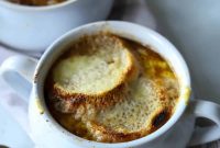 Panera Copycat French Onion Soup Recipe – Bistro-Style