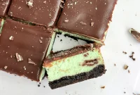 Chocolate Mint Cheesecake Bars Recipe