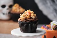 Dark Chocolate Cupcakes with Gooey Caramel Center
