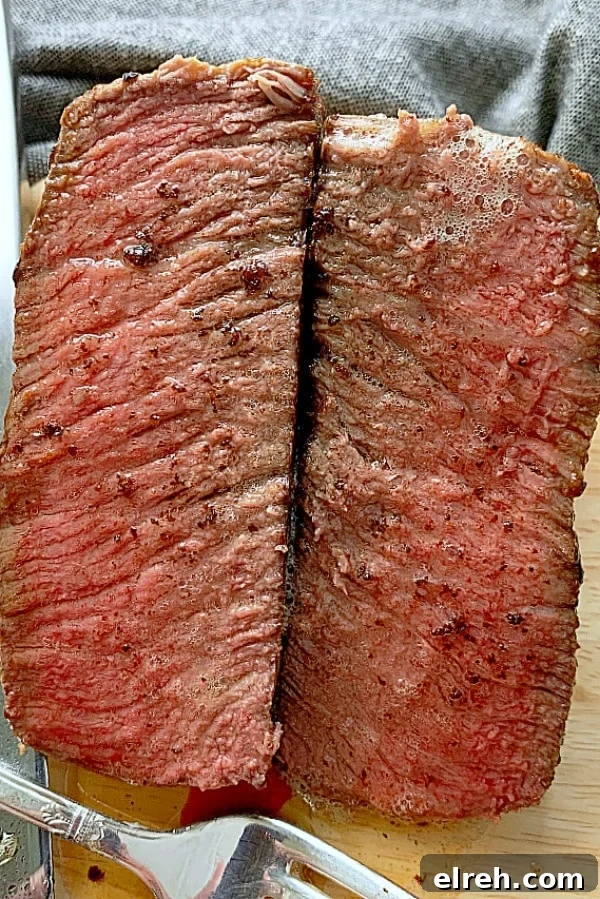 How to Reverse Sear Steak for Crispy Crust and Juicy Center 2 Reverse Sear Steak | Foodtastic Mom #reversesear #steakrecipe #reversesearsteak