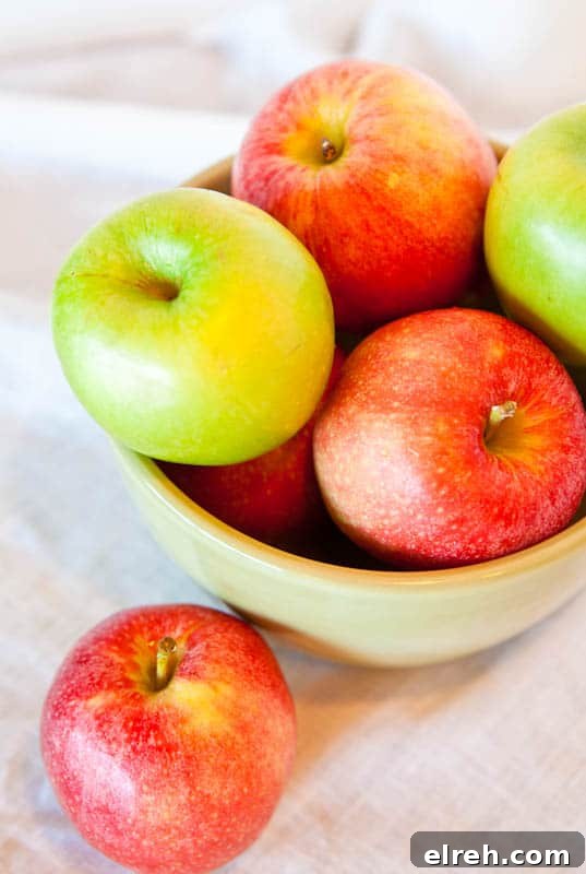 Weekend Plans: 25 Things to Do This Weekend 5 Bowl of green and red apples
