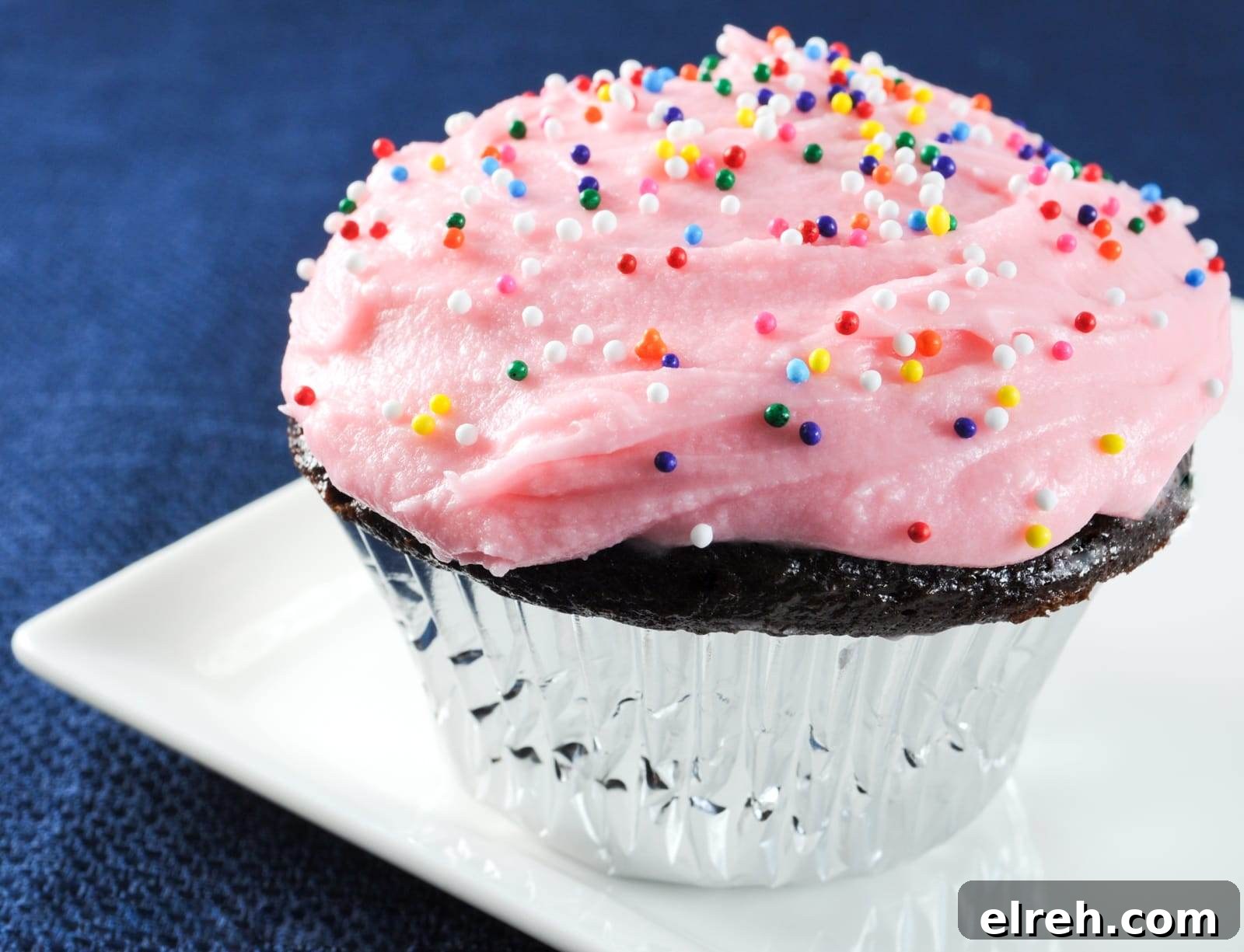 Super Moist Chocolate Cupcakes with Vanilla Buttercream Frosting