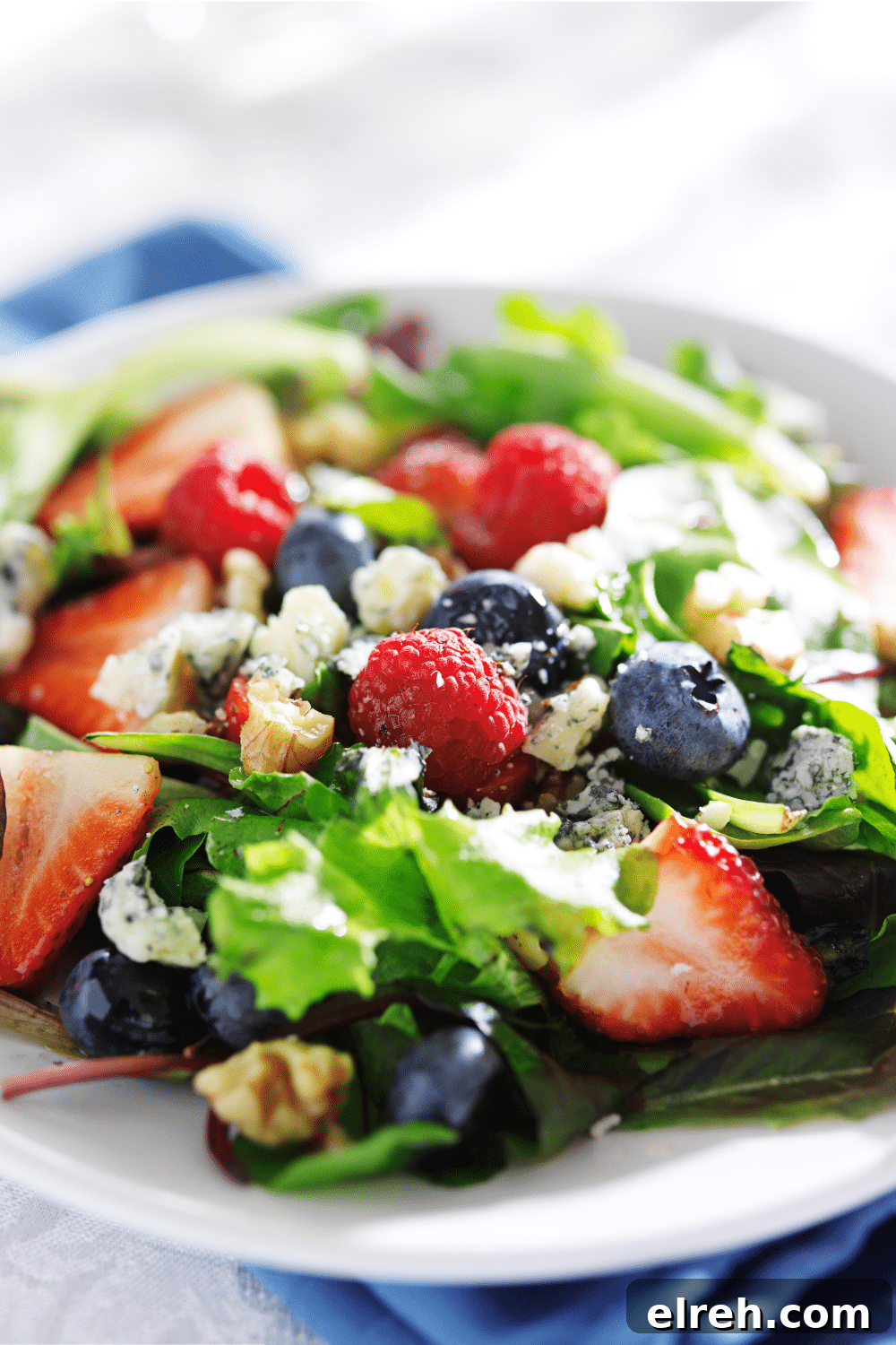 strawberry walnut salad recipe