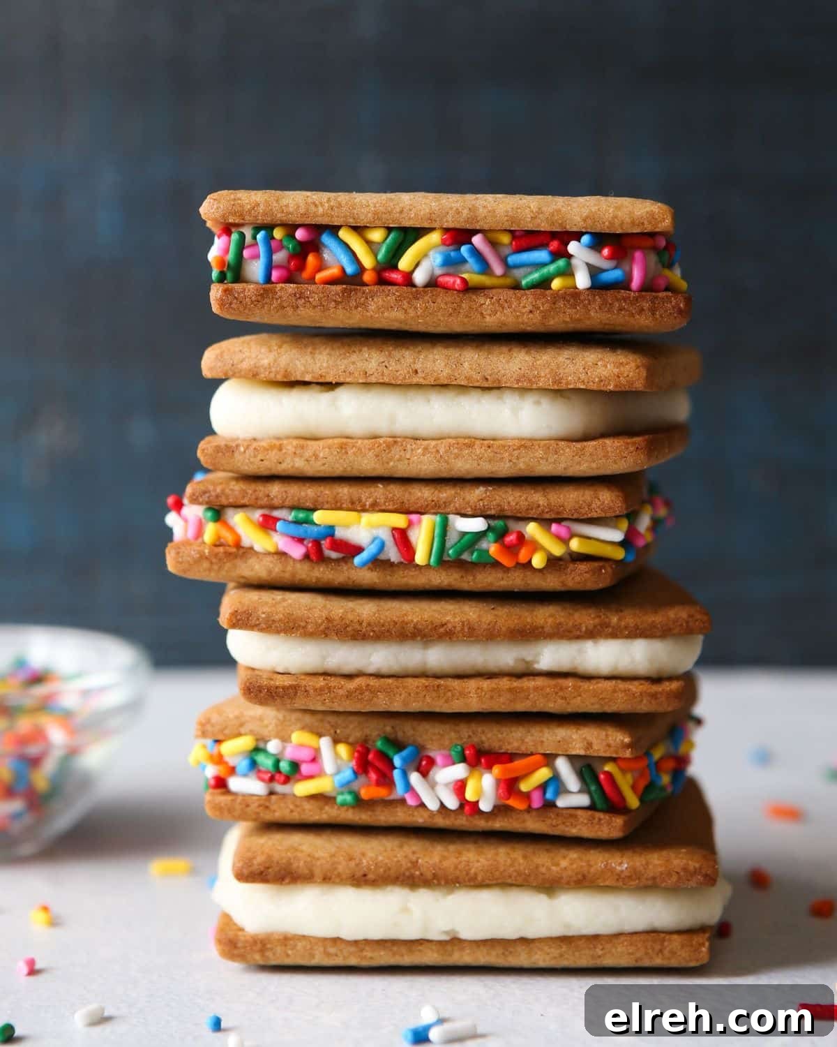 Graham Cracker Sandwiches with Creamy Frosting 5 Graham Crackers and Frosting | completelydelicious.com
