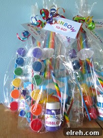 rainbow to go! | 25+ Rainbow crafts, food and more