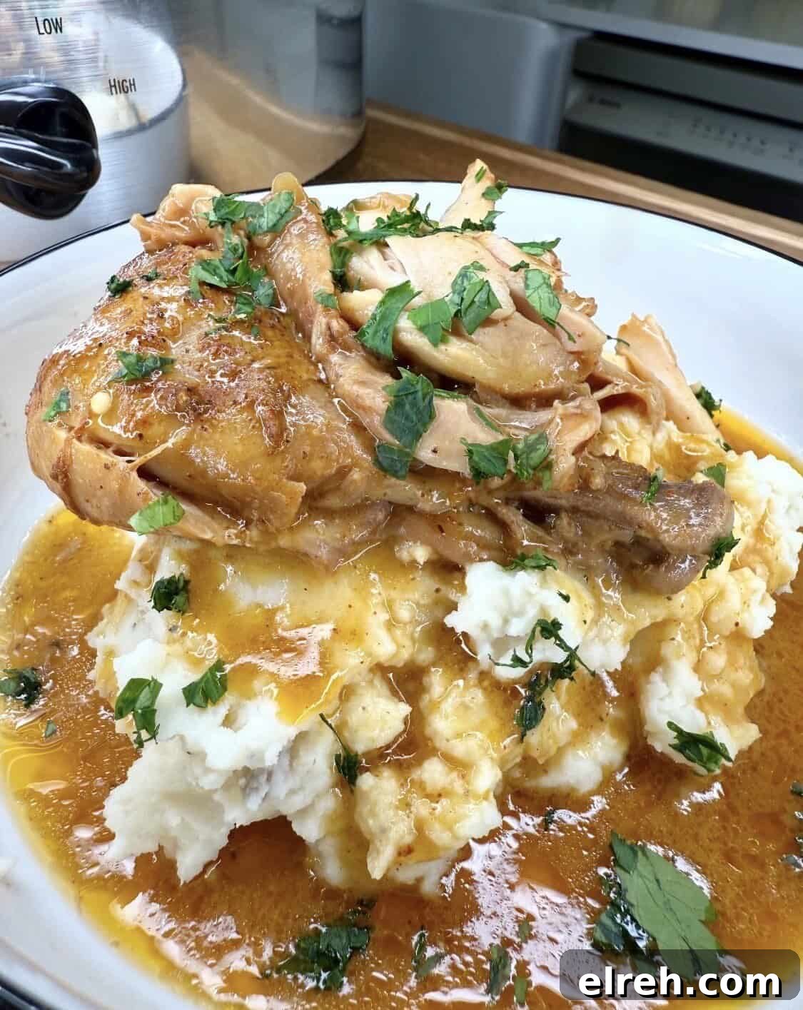 Crockpot Chicken Drumsticks Recipe 2 Crockpot chicken drumsticks with creamy gravy