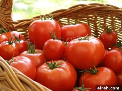 How to Can Tomatoes Using the Water Bath Method 2 Canning tomatoes using a water bath.