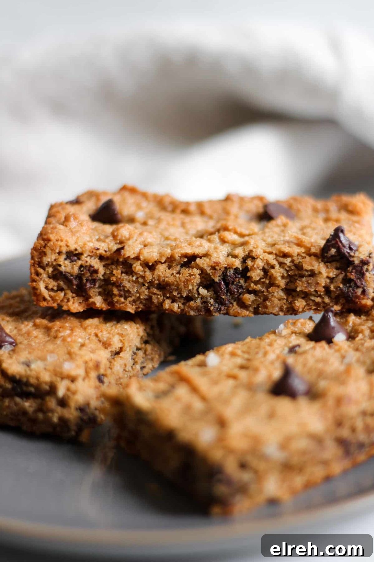 4 Ingredient Chocolate Chip Coconut Cookie Bars Healthy Cookie Dessert Bars