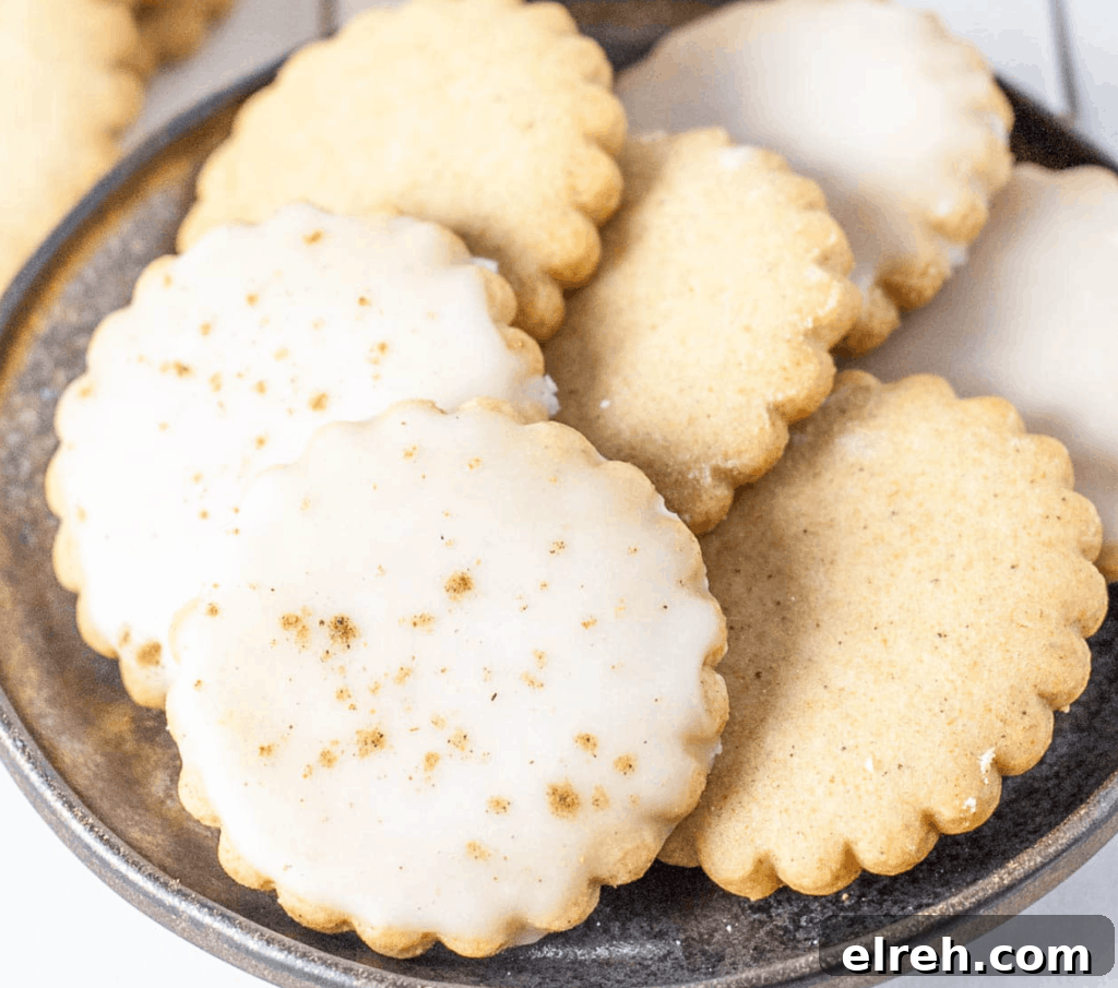 30+ Holiday Dessert Recipes from Around the World 18 Polish Gingerbread Cookies
