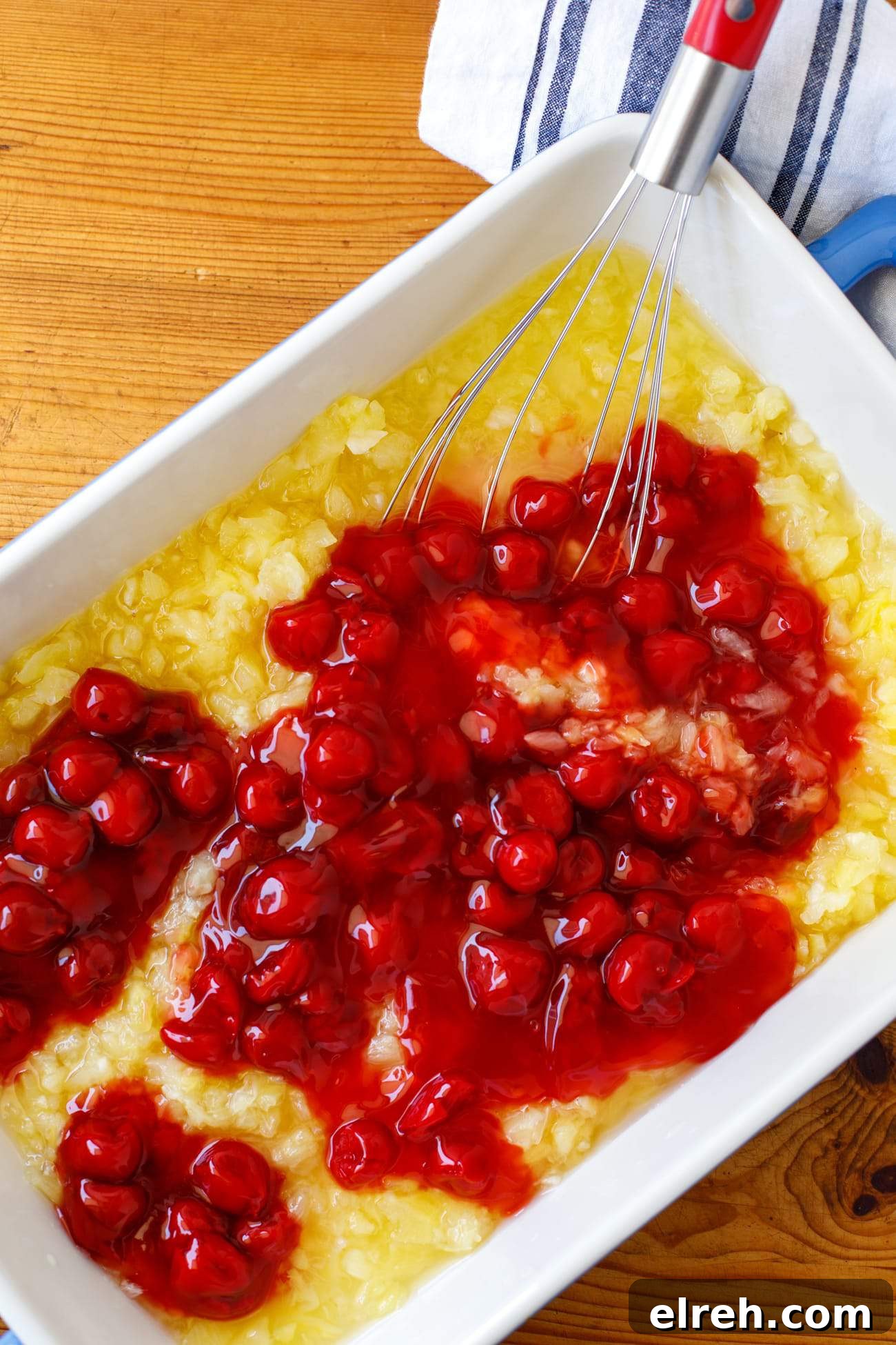 Irresistible Cherry Pineapple Dump Cake Recipe 4 cherry pineapple dump cake filling