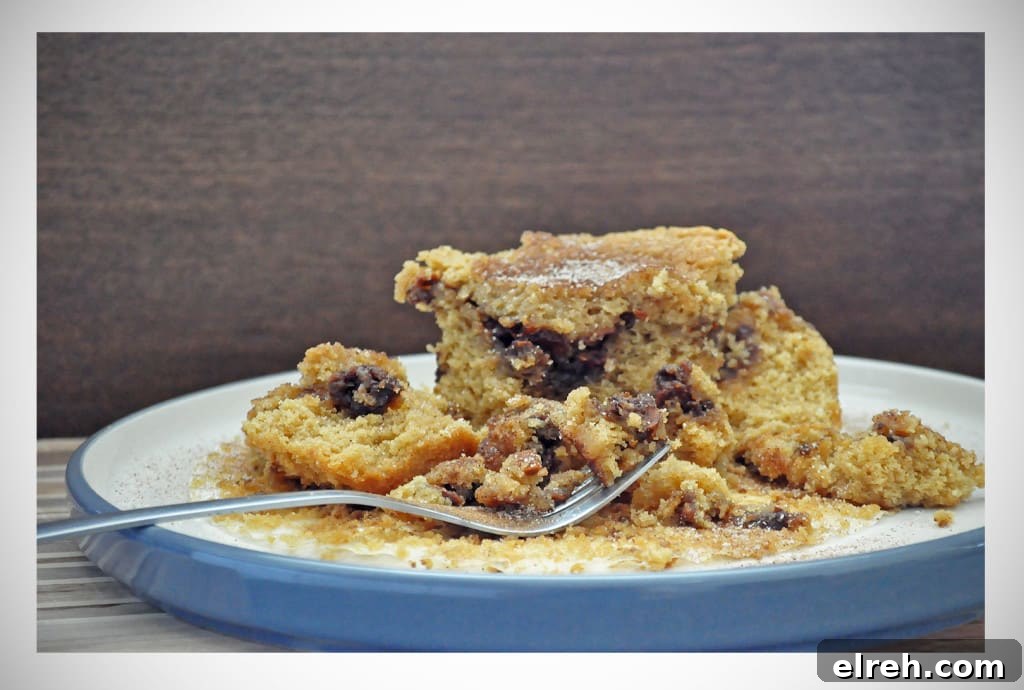 Sour Cream Coffee Cake Muffins