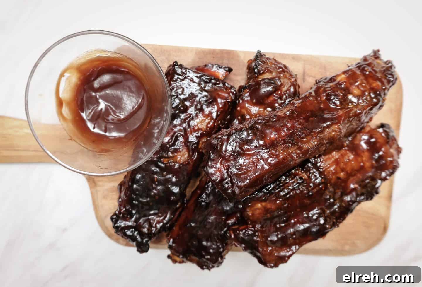 How to Make Steve Harvey's Homemade BBQ Sauce 6 What do you serve with Steve Harvey homemade BBQ sauce?