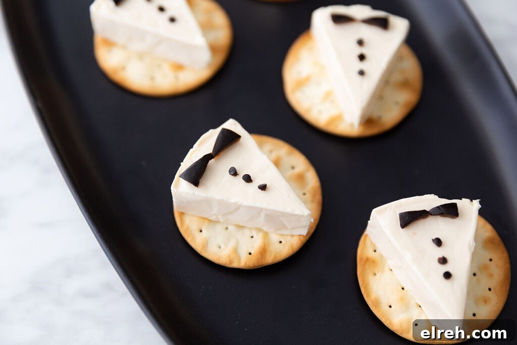 Tuxedo Cheese Crackers for Parties 6 Finished tuxedo cheese crackers