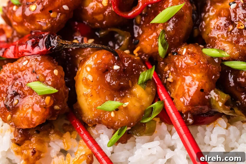 50 July Recipes to Cook This Summer 7 Crispy sauce shrimp in a bowl.