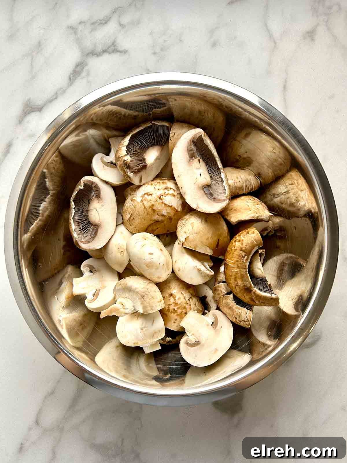 cleaned mushrooms in bowl